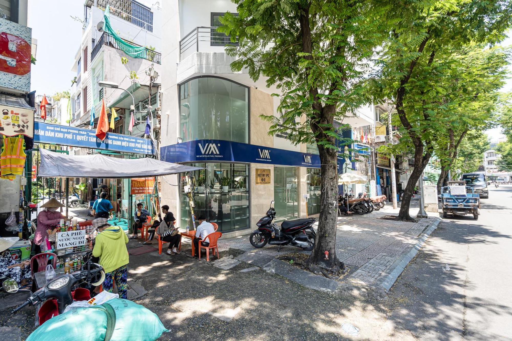 Holo Saigon - Serviced Ở trọ *